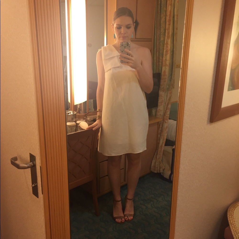 White One Shoulder Dress